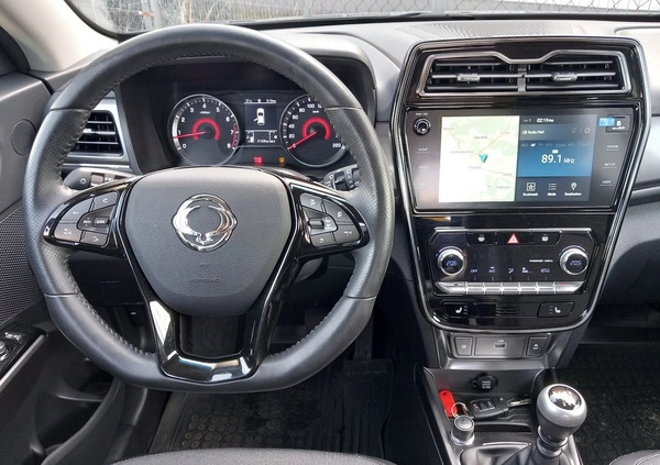 SsangYong Tivoli cena 67900 przebieg: 21316, rok produkcji 2019 z Skoki małe 407